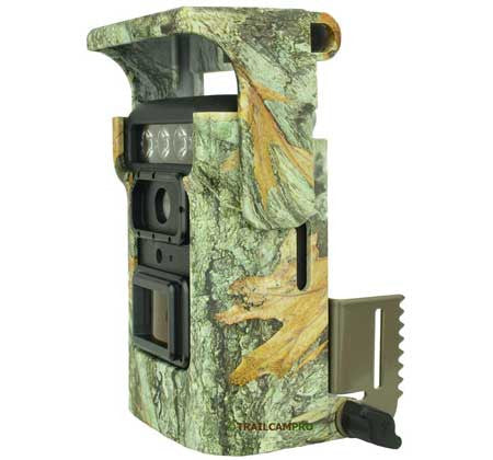 side view of the browning defender 850 wifi trail camera 