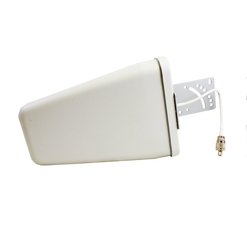 HIGH GAIN DIRECTIONAL CELLULAR ANTENNA
