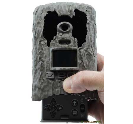 Bog Clandestine trail camera battery view width="450" height="420"