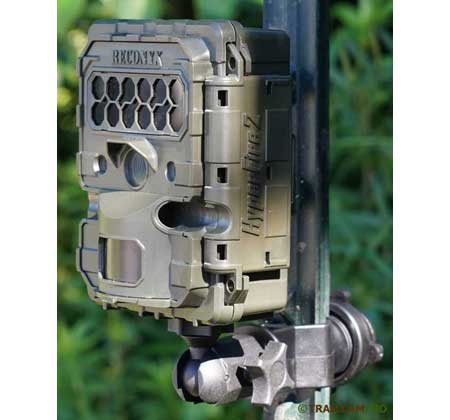 Reconyx trail camera t-post mount width="450" height="420"